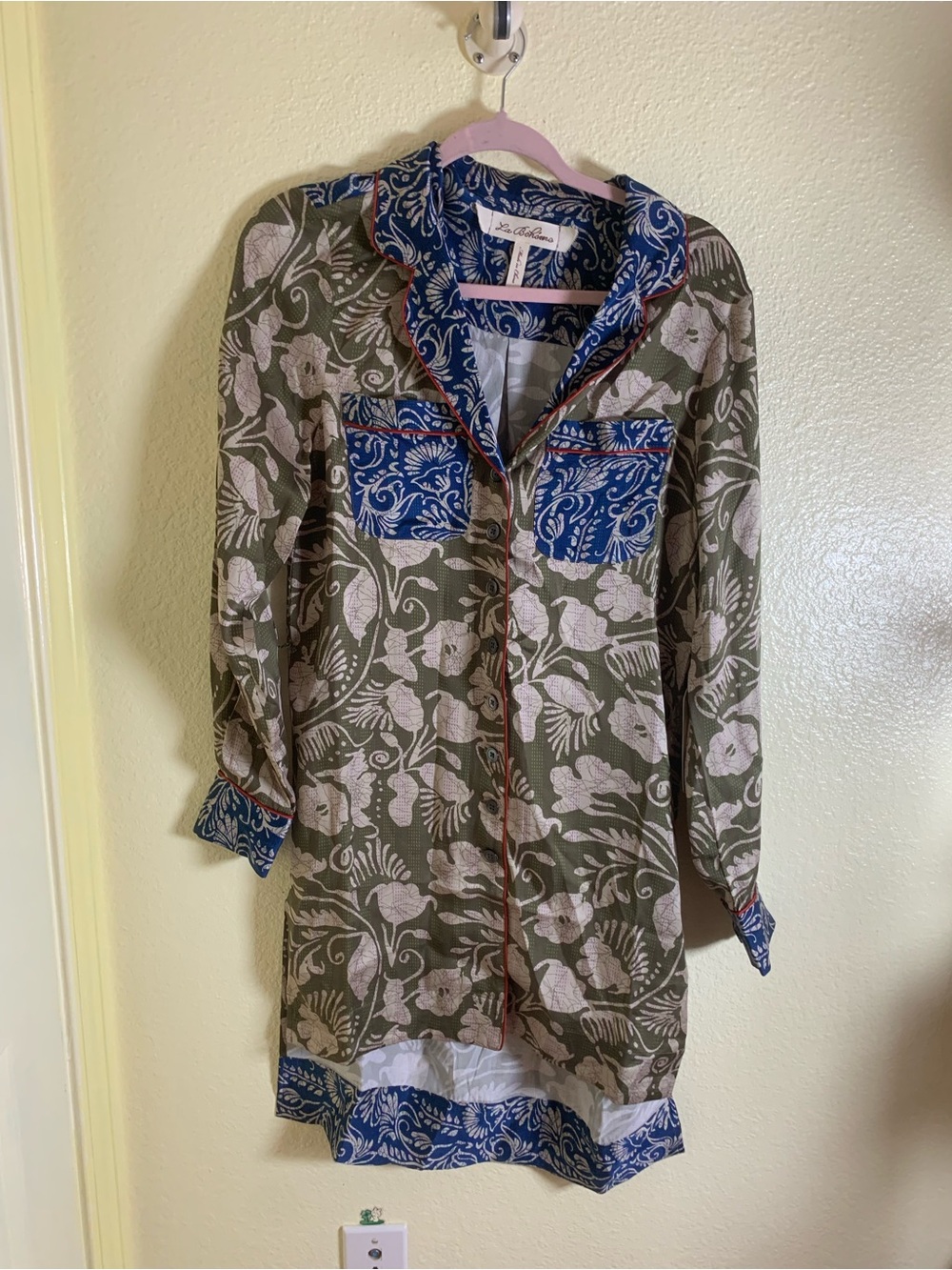 NWOT La Boheme Olive Floral Long-Sleeve Tunic with Blue Trim